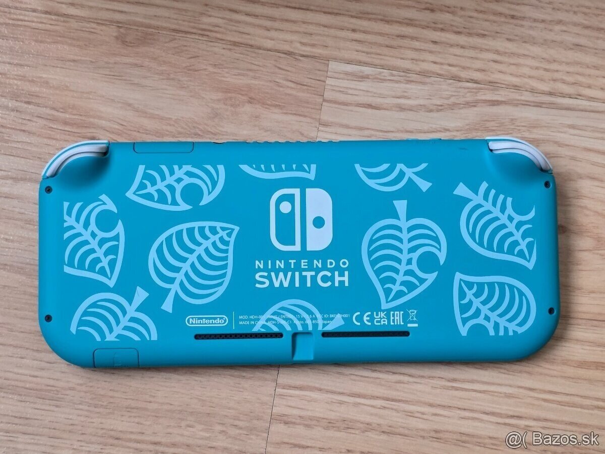 Nintendo Switch Lite + hra + originál kryt - 4