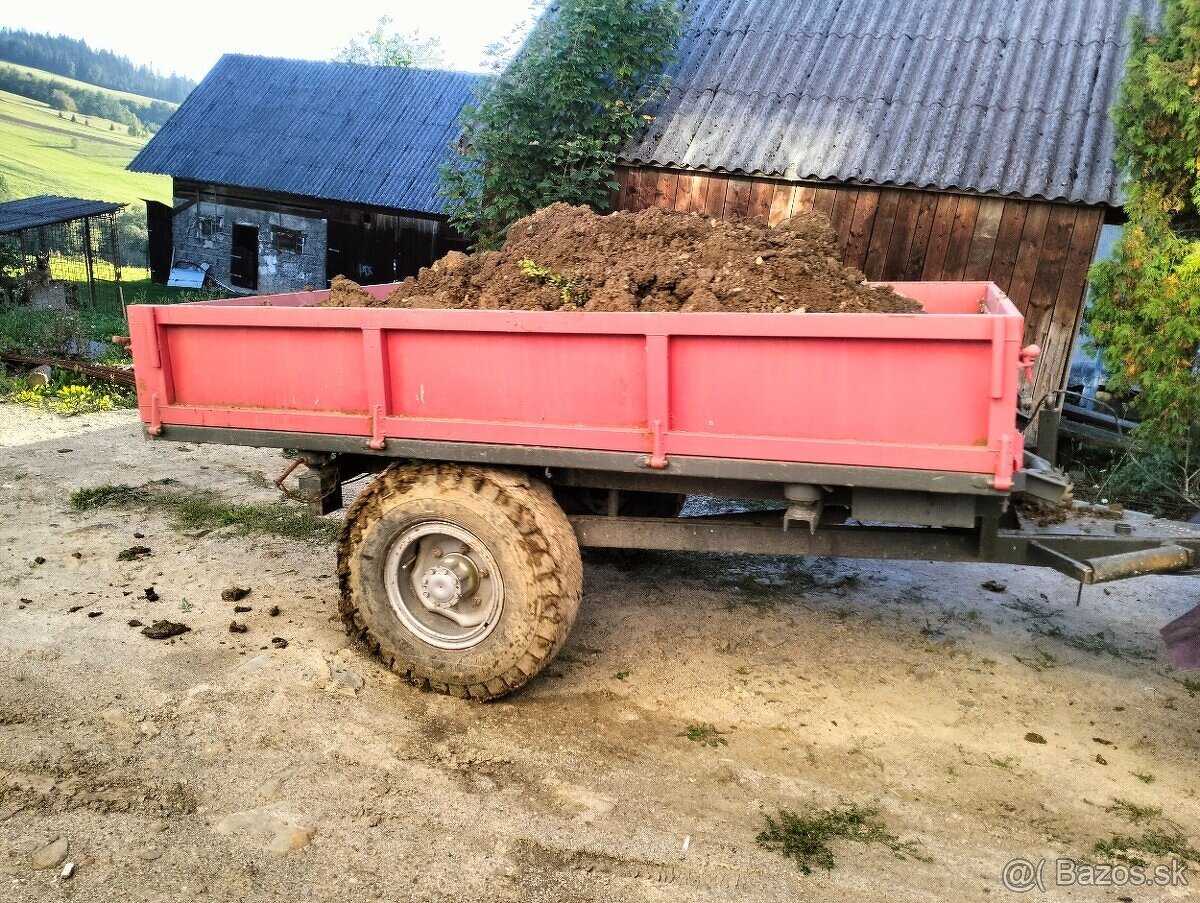 Vyklapacia vlečka S3 - 4