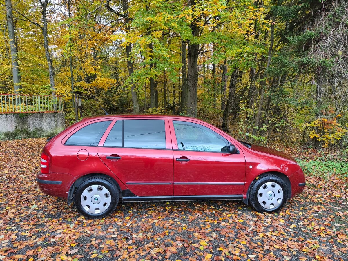 Škoda Fabia combi 1.2 htp 47kW r.v. 04/2004 - 4