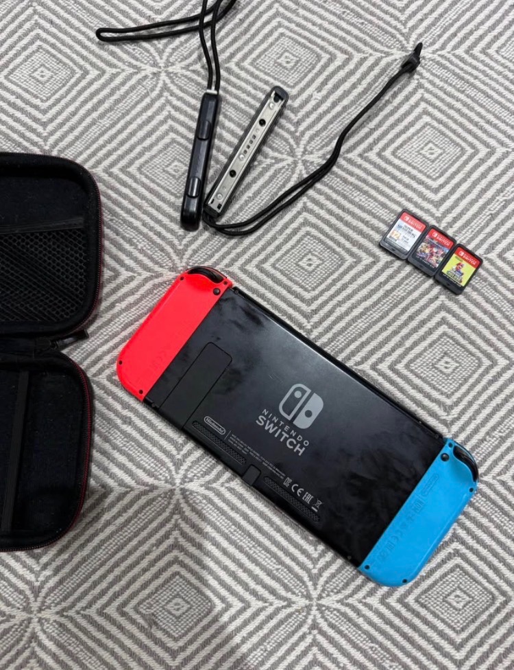 Nintendo switch - 4