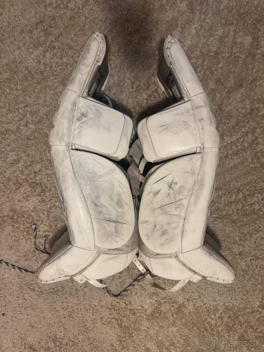 CCM Eflex 3.9 brankárske betóny - 4