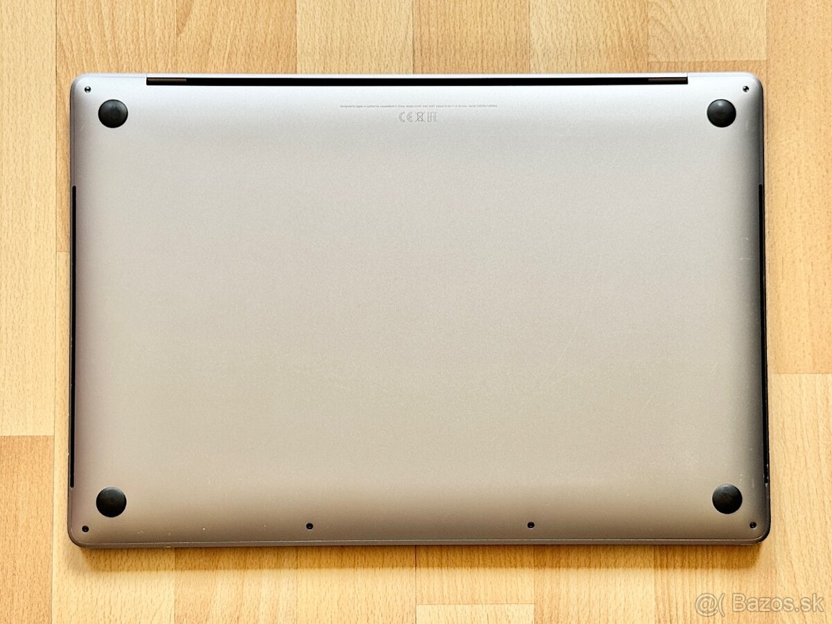 MacBook Pro 16" i7-2.6GHz/16GB/512GB, Výdrž batérie 6 hod. - 4