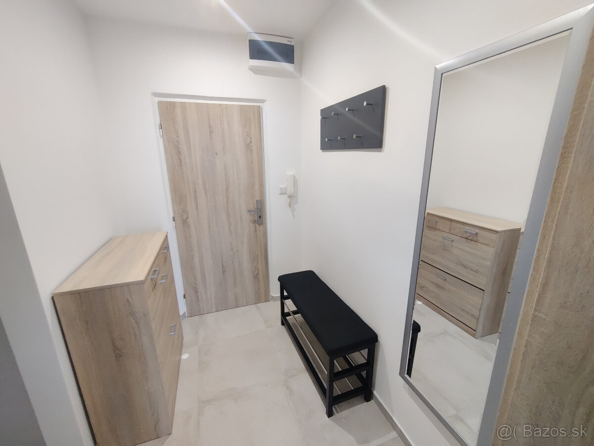 Rekonštruovaný 3 izb. blízko Centra, Južná tr., LO, zariaden - 4