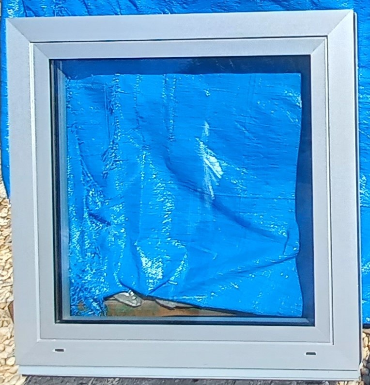 Predám hliníkové okna 100x100, 84x110 , 98x115 ,116x59 - 4