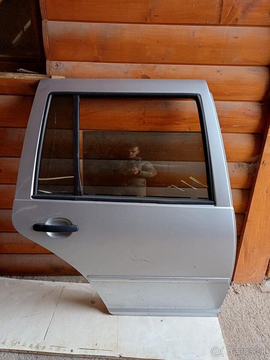 Karosárske diely Golf 4 LA7W - 4