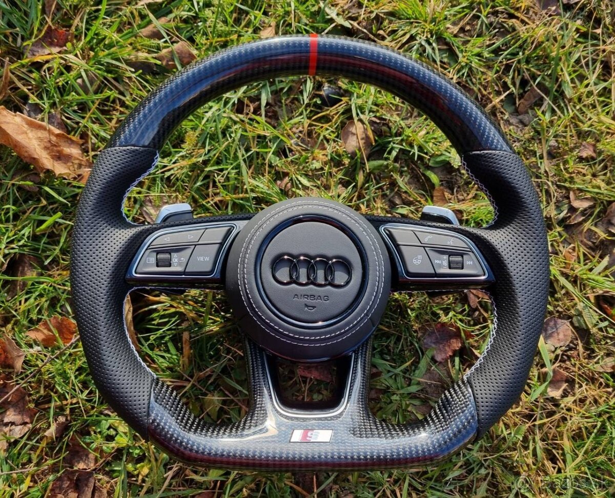 VYHRIEVANY VOLANT AUDI / KARBÓN ŠPORTOVÝ ZKOSENY - 4