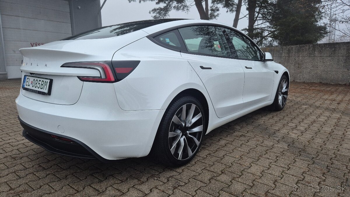 Tesla Model 3 Long Range RWD dojazd 720km záruka/dph - 4