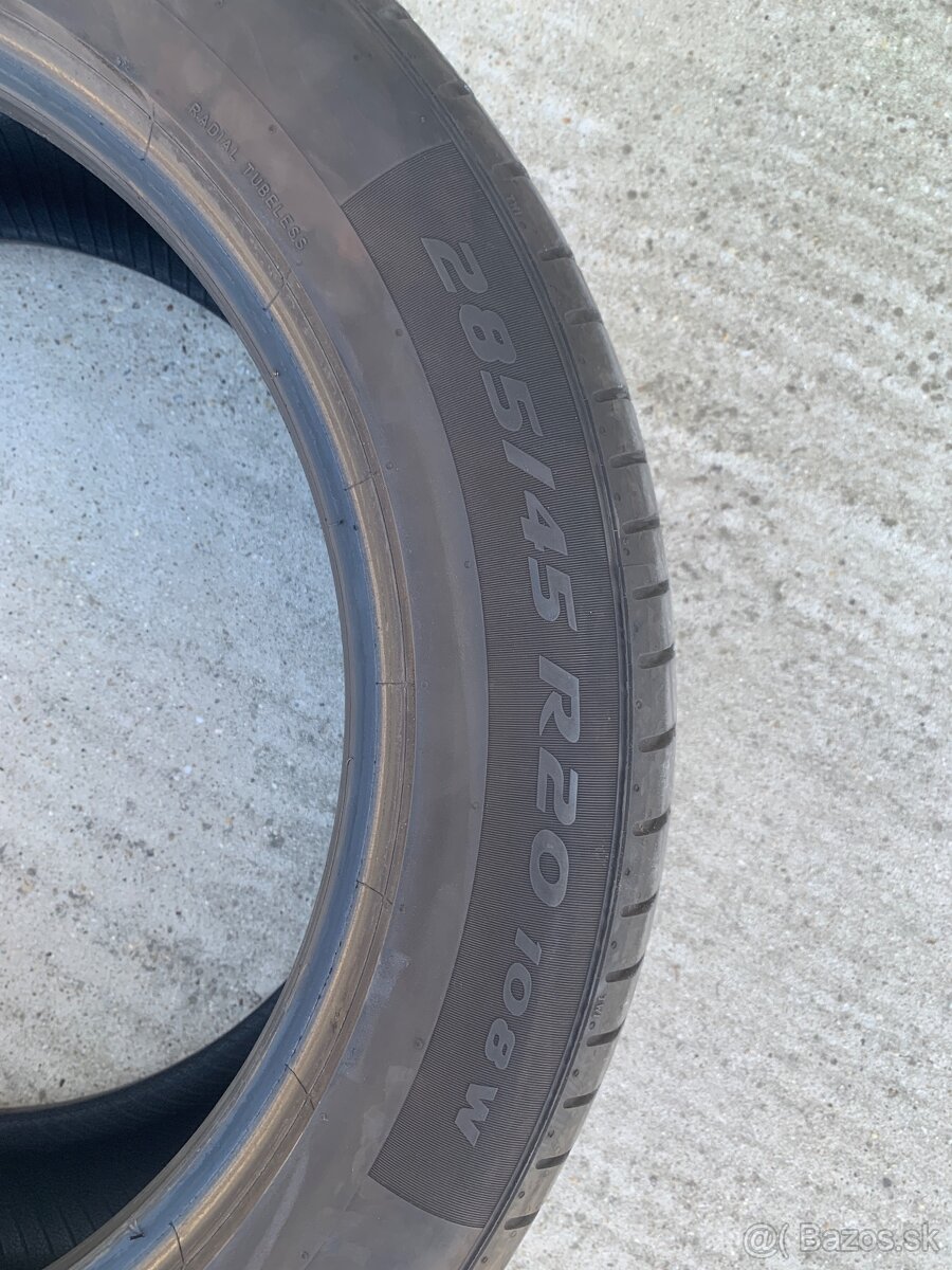 Pirelli 285/45 R20 - DOT22 - 4