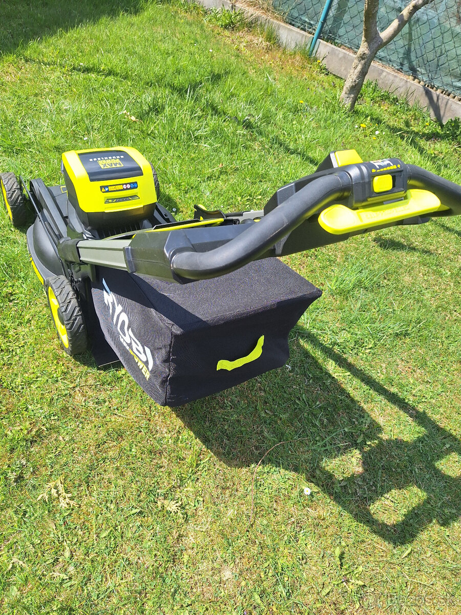 Kosačka RYOBI - 4