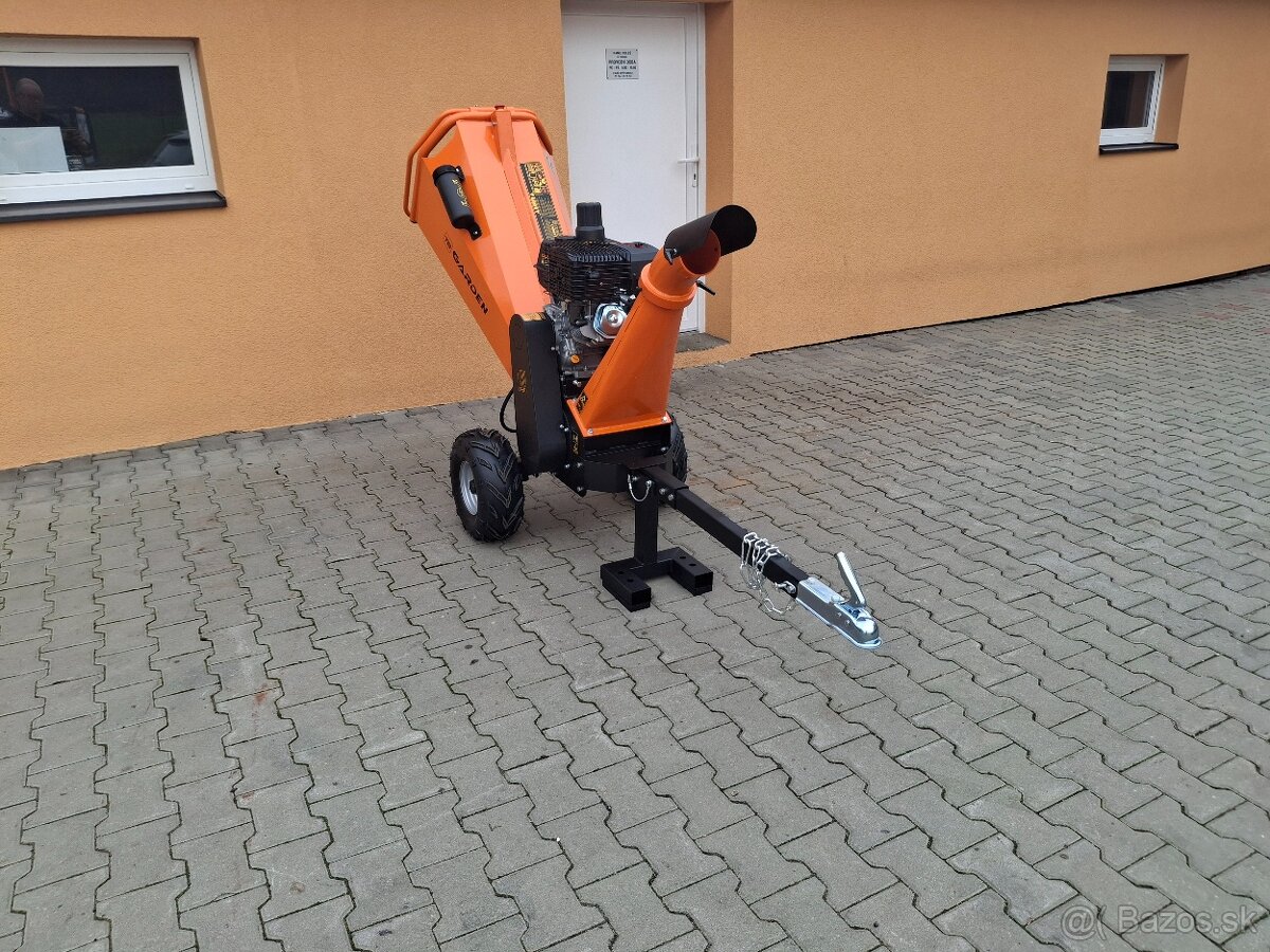 Štěpkovač větví benzínový - 4