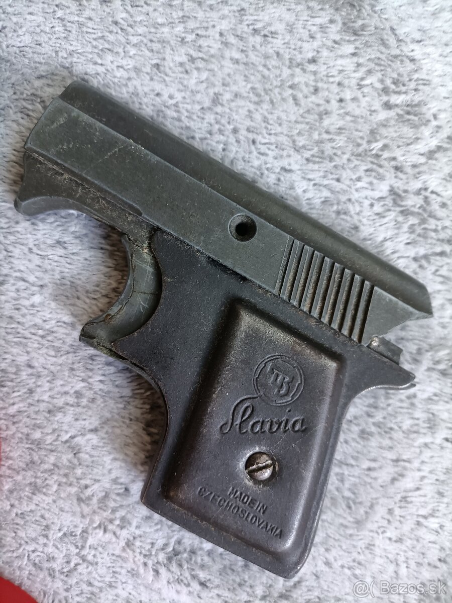 Retro štartovacia pistol Slavia - 4