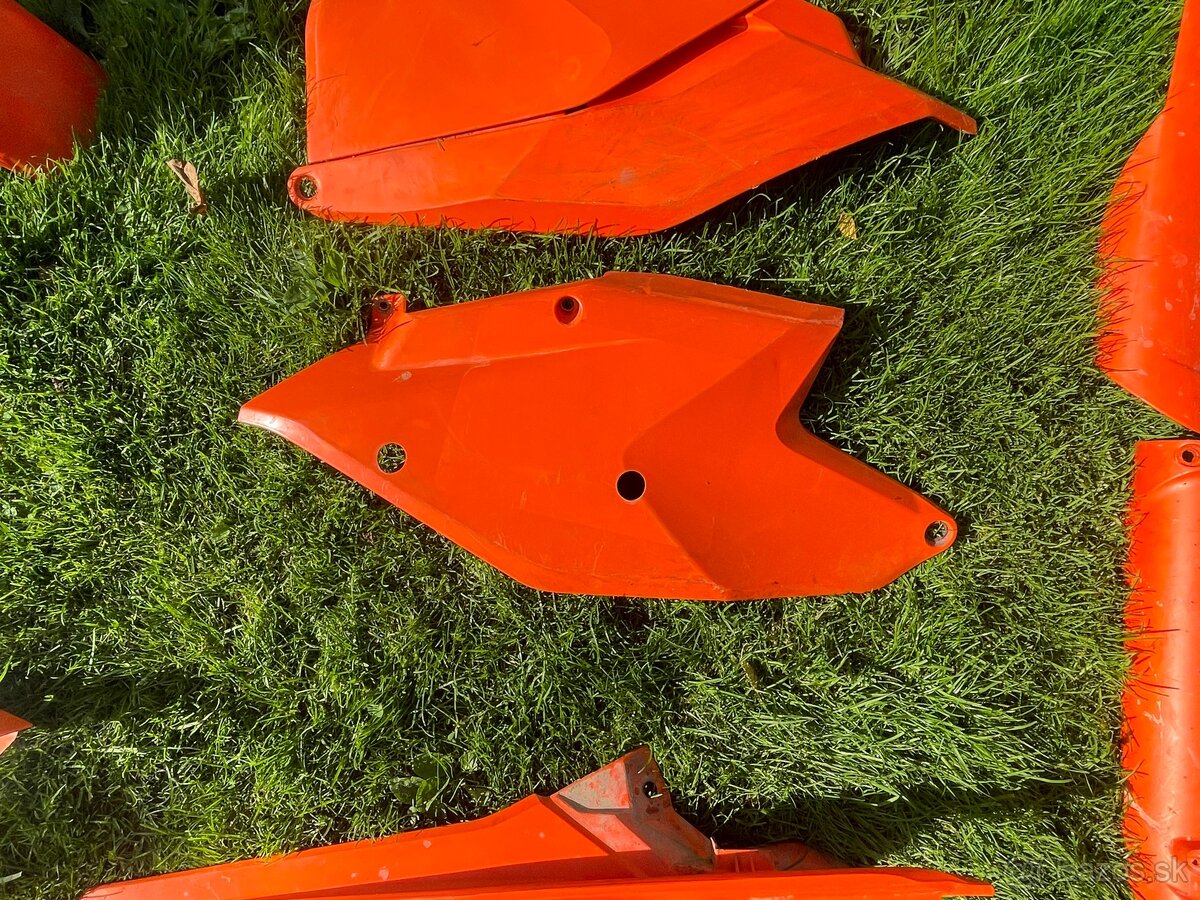 Ktm plasty - 4