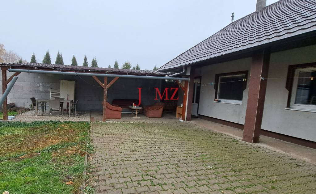 Rodinný dom a Bytový dom, 1.645 m2, Kalná nad Hronom (SM-852 - 4