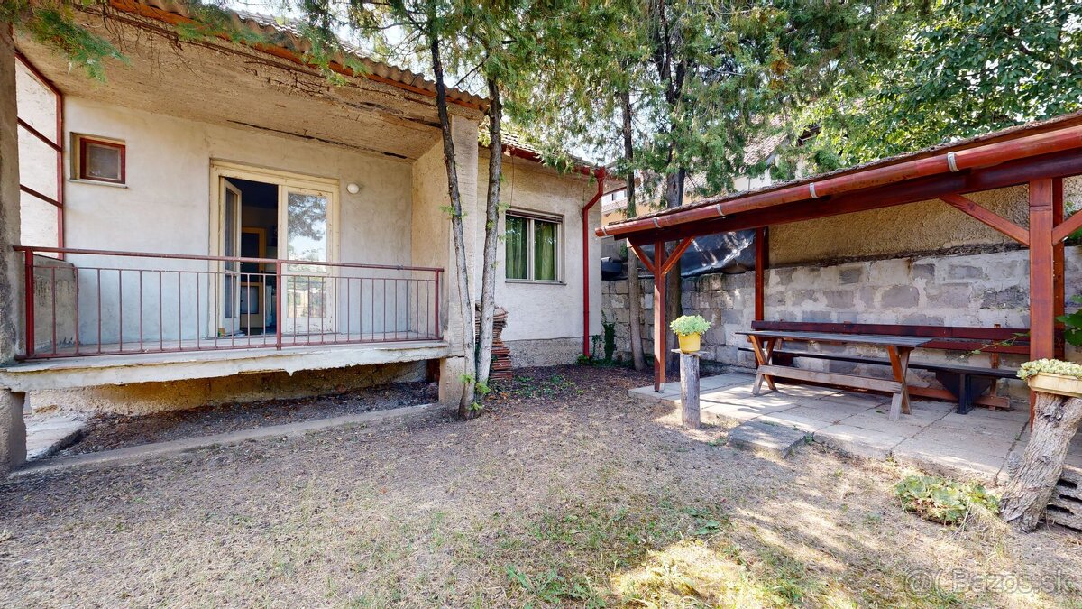 Rodinný dom s potenciálom v Senci – tichá lokalita, veľký po - 4