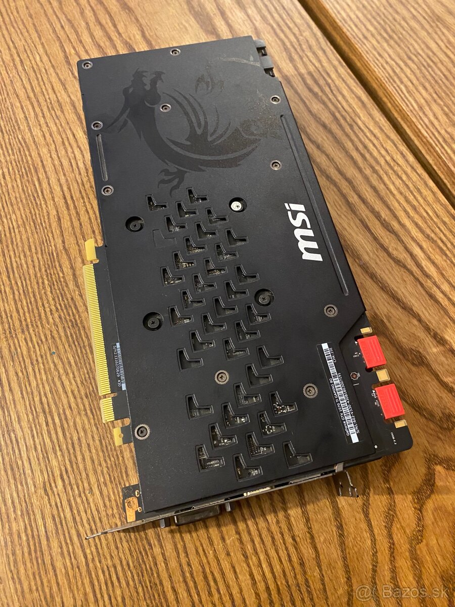 MSI GeForce GTX 1070 Ti GAMING 8G - 4