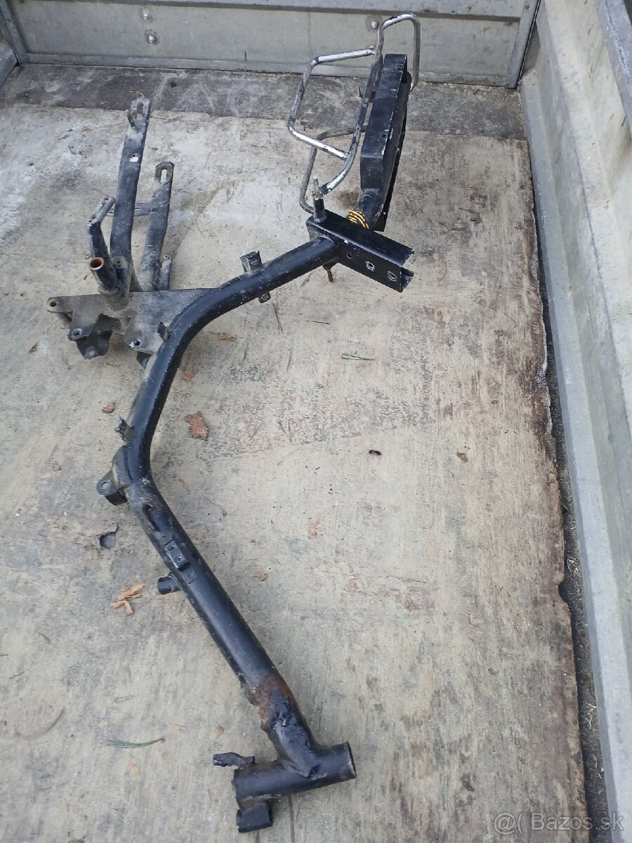 Babetta 210 rám za odvoz - čierný - 4