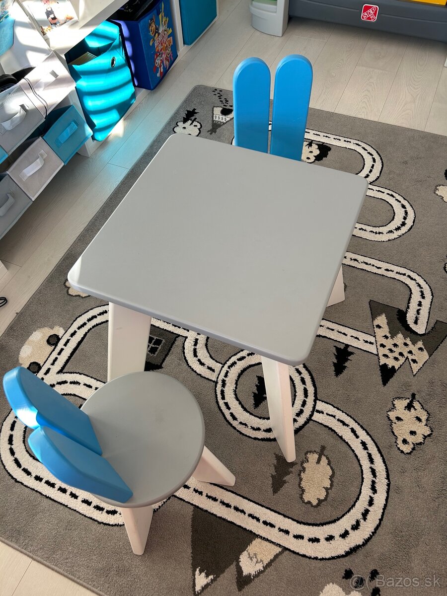 Detsky stôl a stoličky - 4