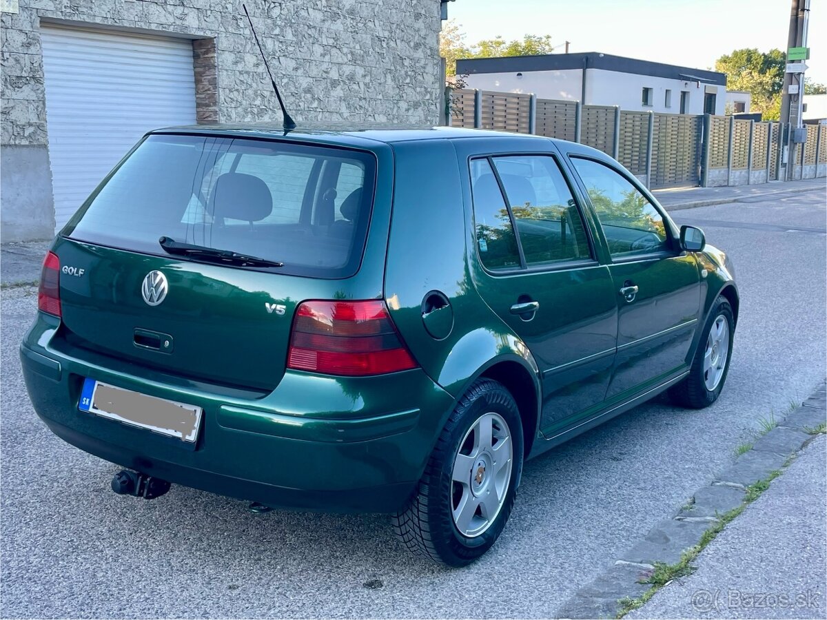 VW Golf IV 2.3 VR5 AUTOMAT - 4