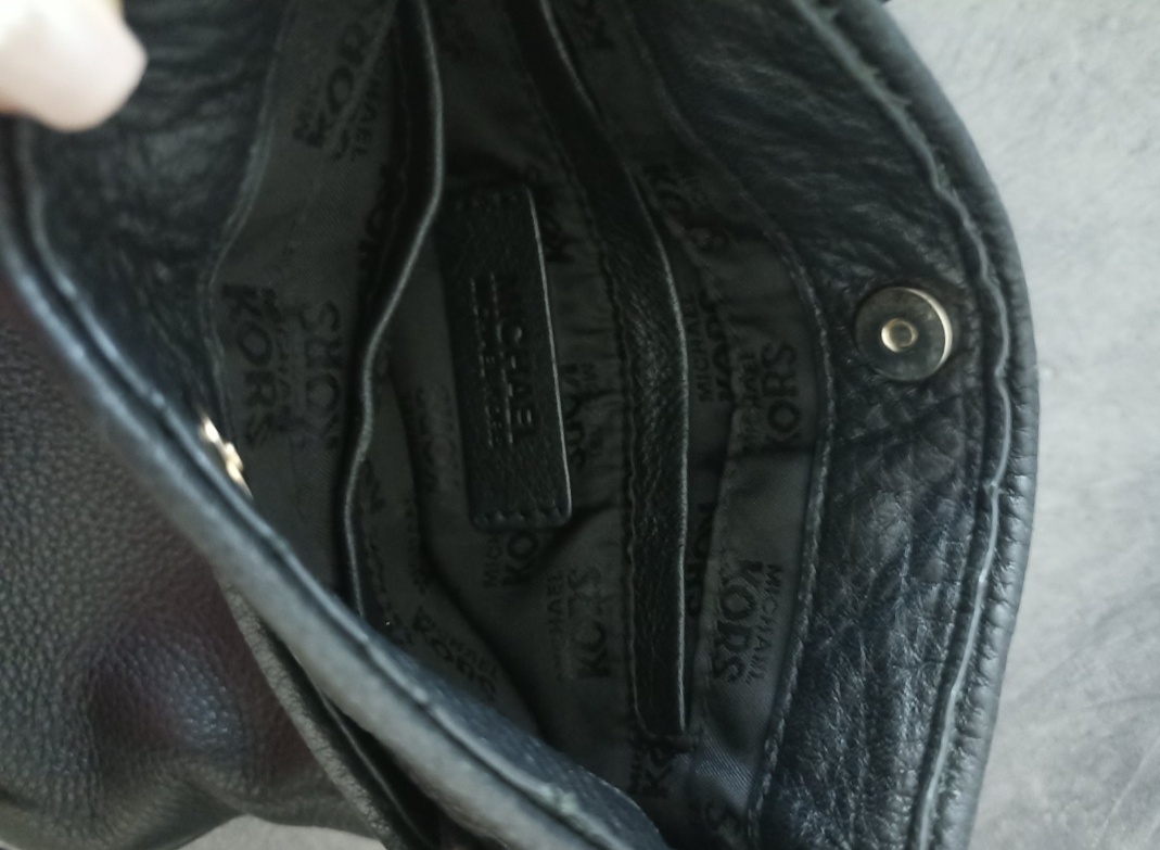 Kožená crossbody Michael Kors - 4