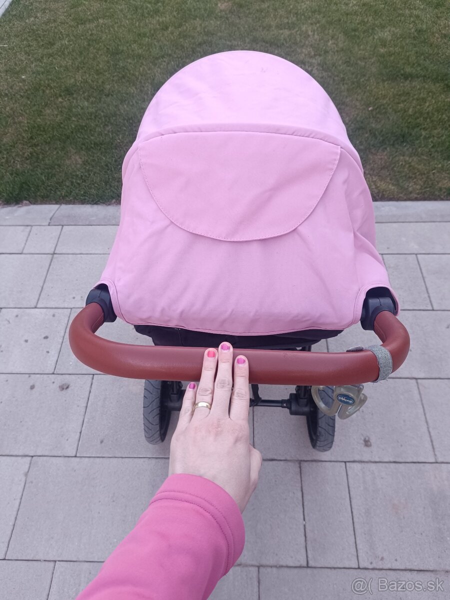 Kočiar pettie and Mars Street - 4