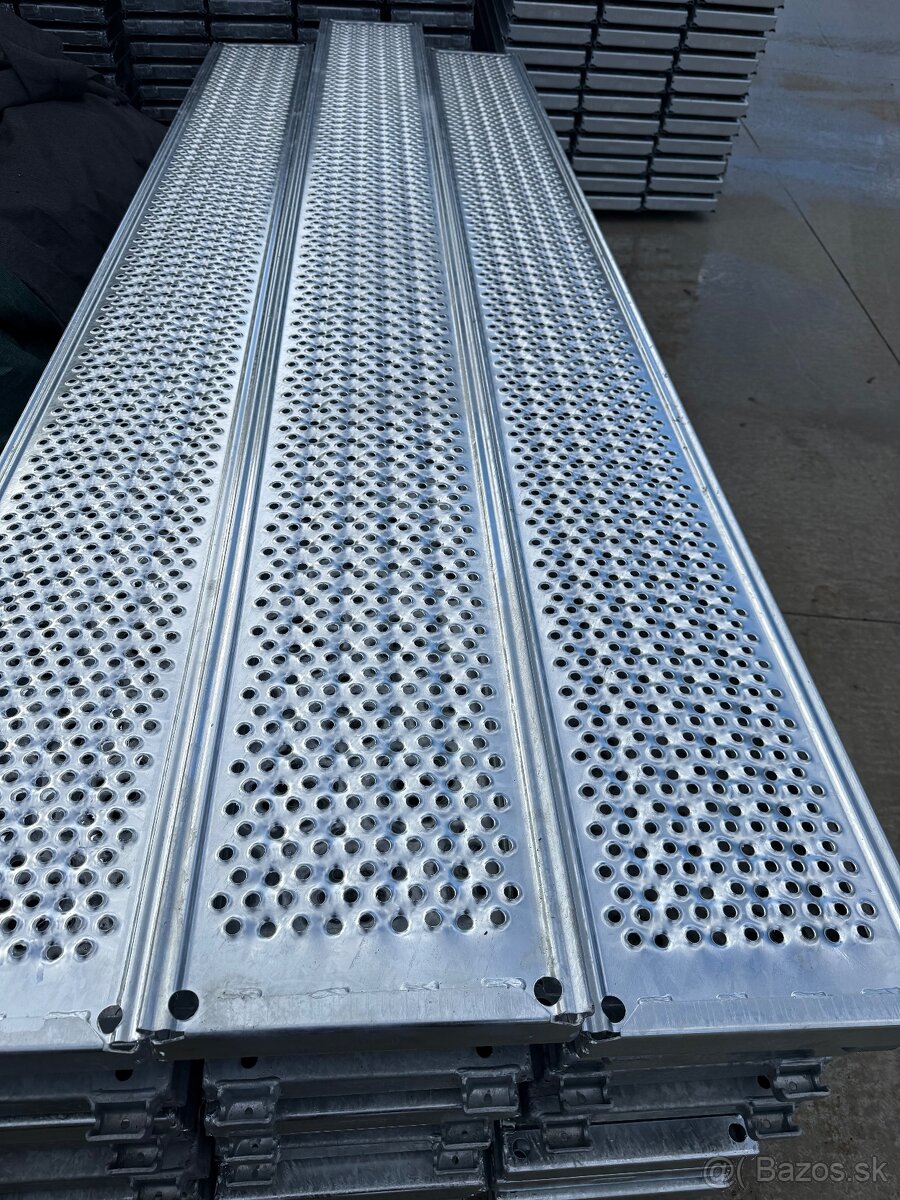 Lešenie Fasadne - 4