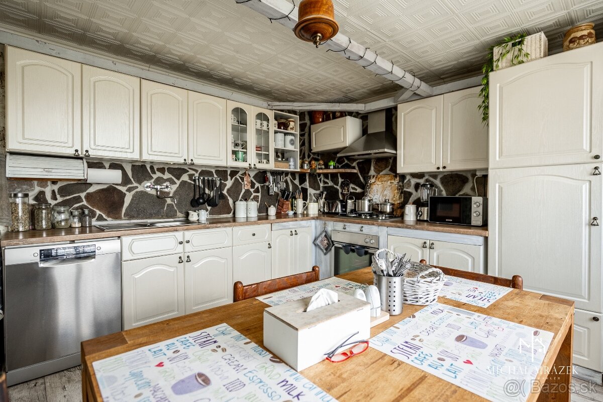 REZERVOVANÉ Ponúkame vám exkluzívne na predaj doslova oázu p - 4