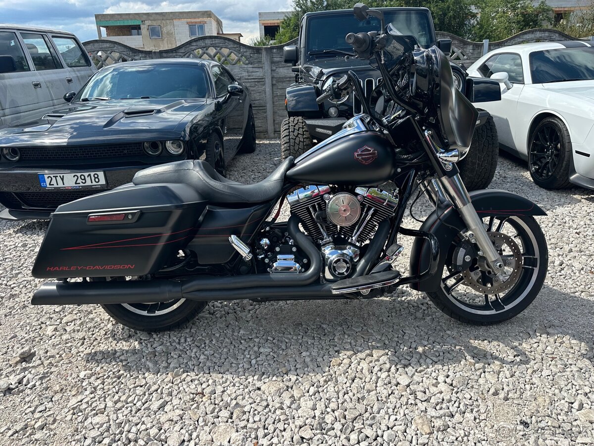 2014 Harley Davidson FLHXS Street Glide Special 107cu - 4