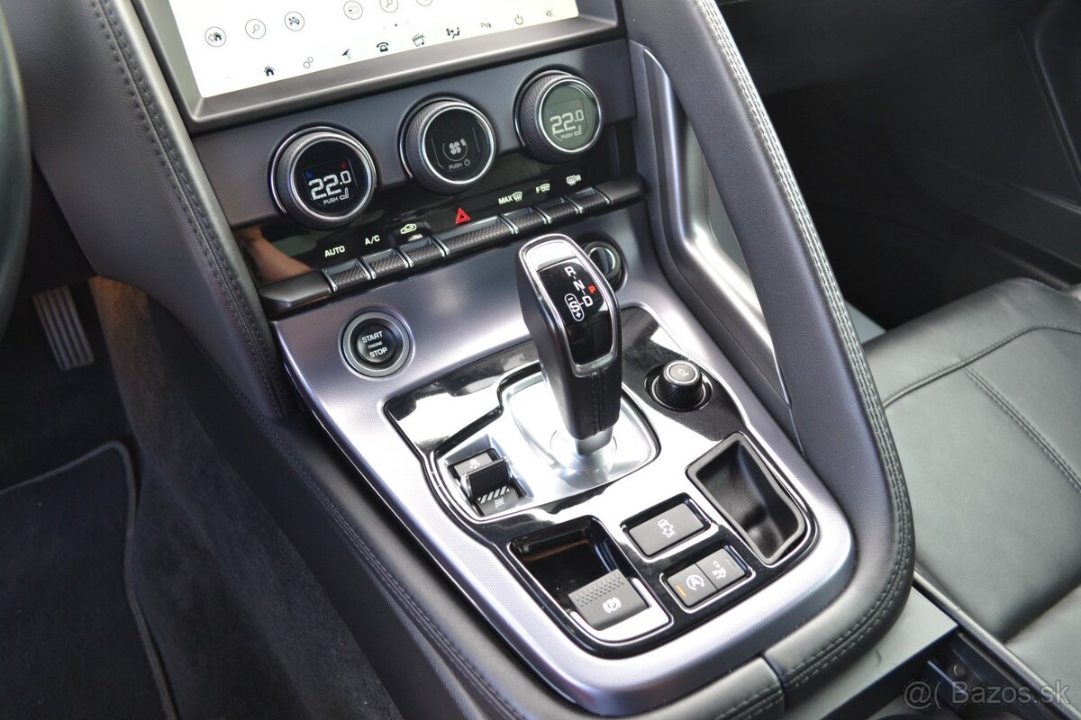 Jaguar F-Type Coupe P300 R-Dymanic - 4