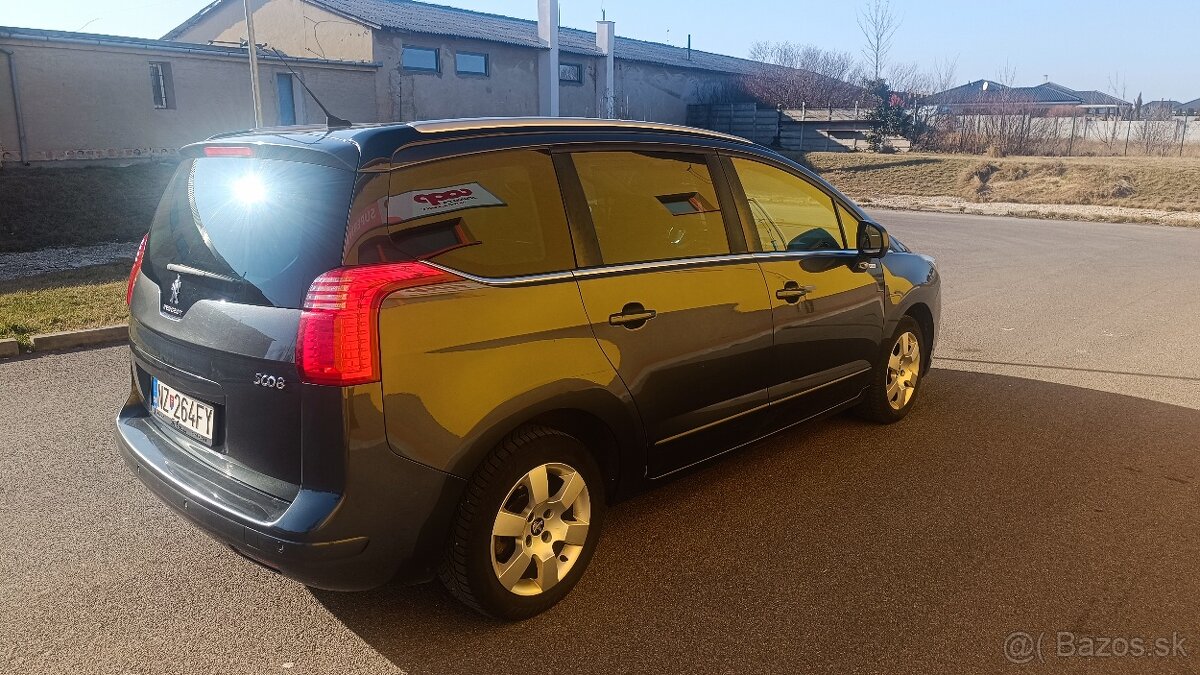 Peugeot 5008 2.0 HDI - 4