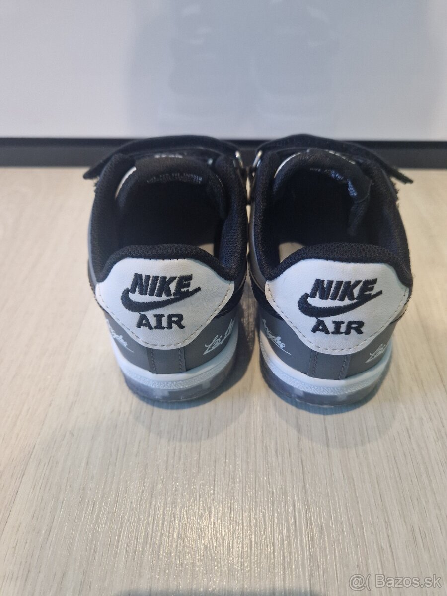 Botasky Nike - 4