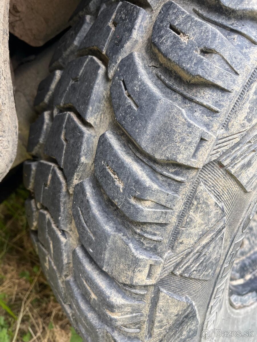 Pneumatiky Kumho 285/75r16 + disky