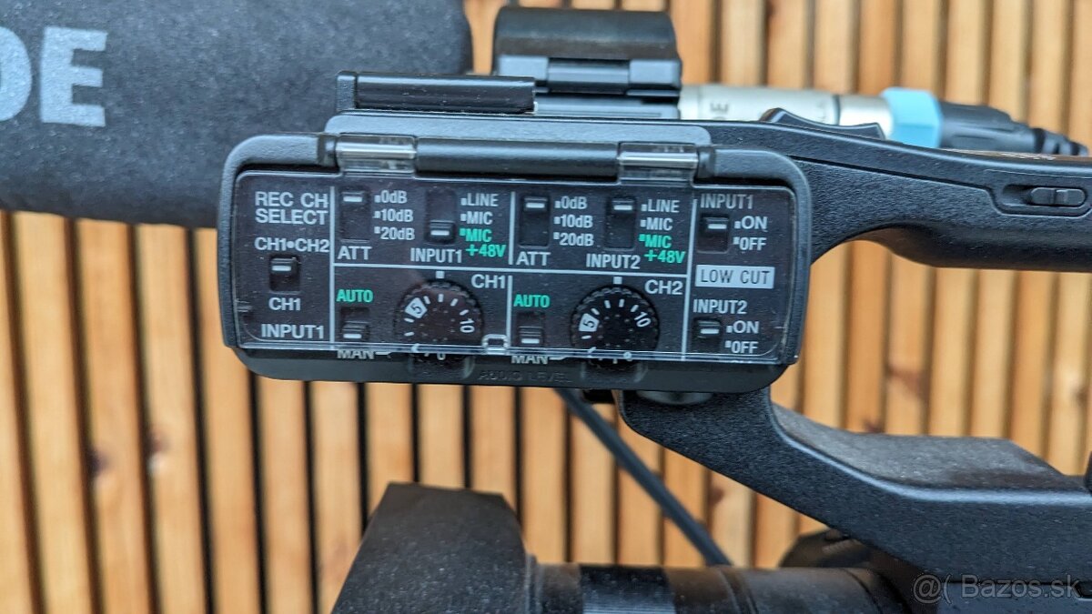 SONY PXW-X70, statív, Manfrotto MHXPRO-3W, RODE NTG3 - 4