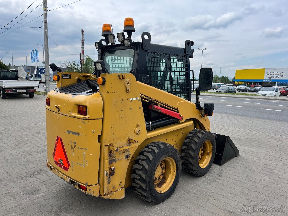 Nakladač smykovy Caterpillar 226B3, Bobcat, JCB, Kramer, UNC - 4