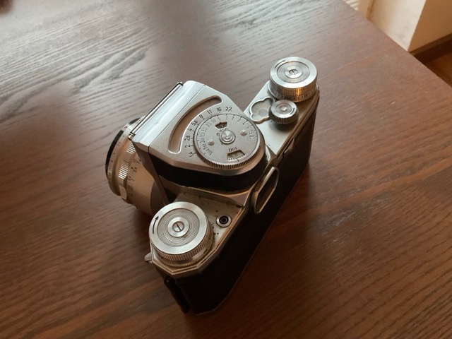 Pentacon FB + Carl Zeiss Biotar 2/58 - 4