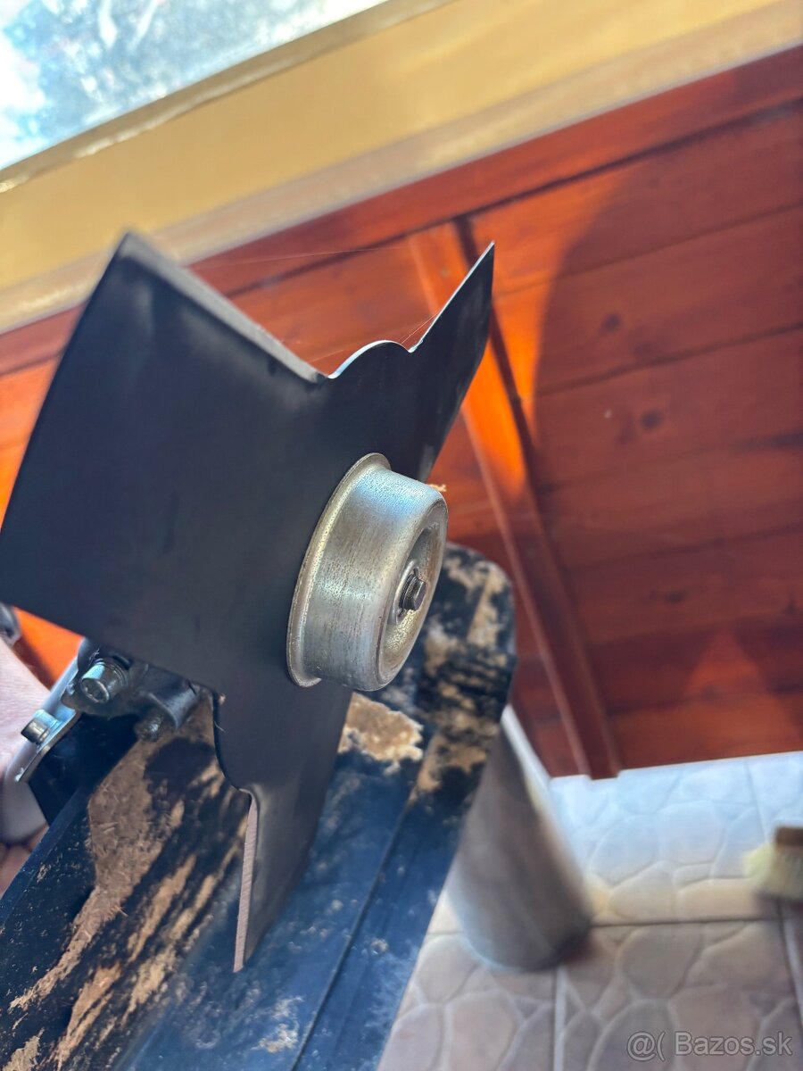 Benzínová Kosacka / Krovinorez - 4