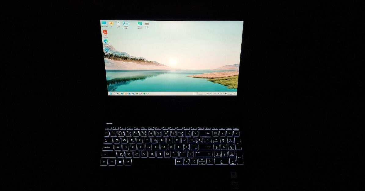 Predám vymením notebook HP Gaming 15-cx0017nc + taška - 4