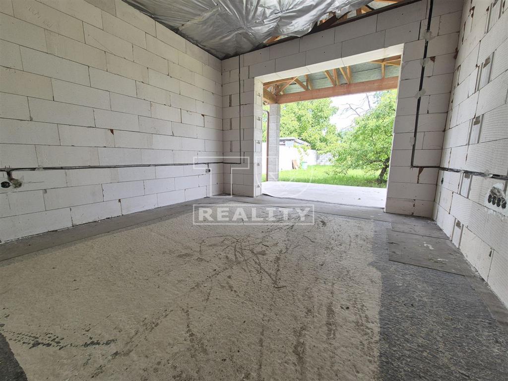 REZERVOVANÉ. Novostavba 4-izbového bungalovu s veľkým... - 4