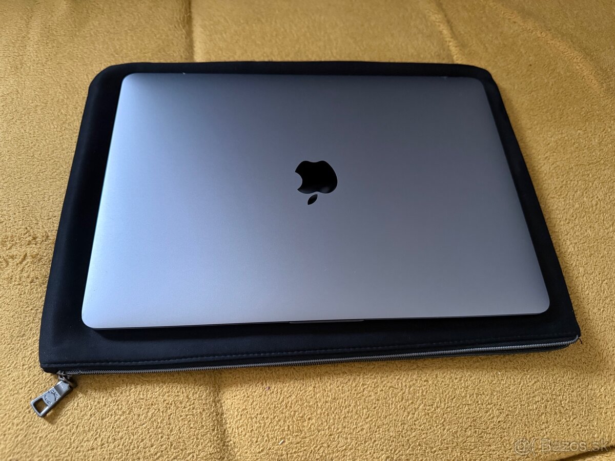 MacBook Pro 13 2017 - výborný stav - 4