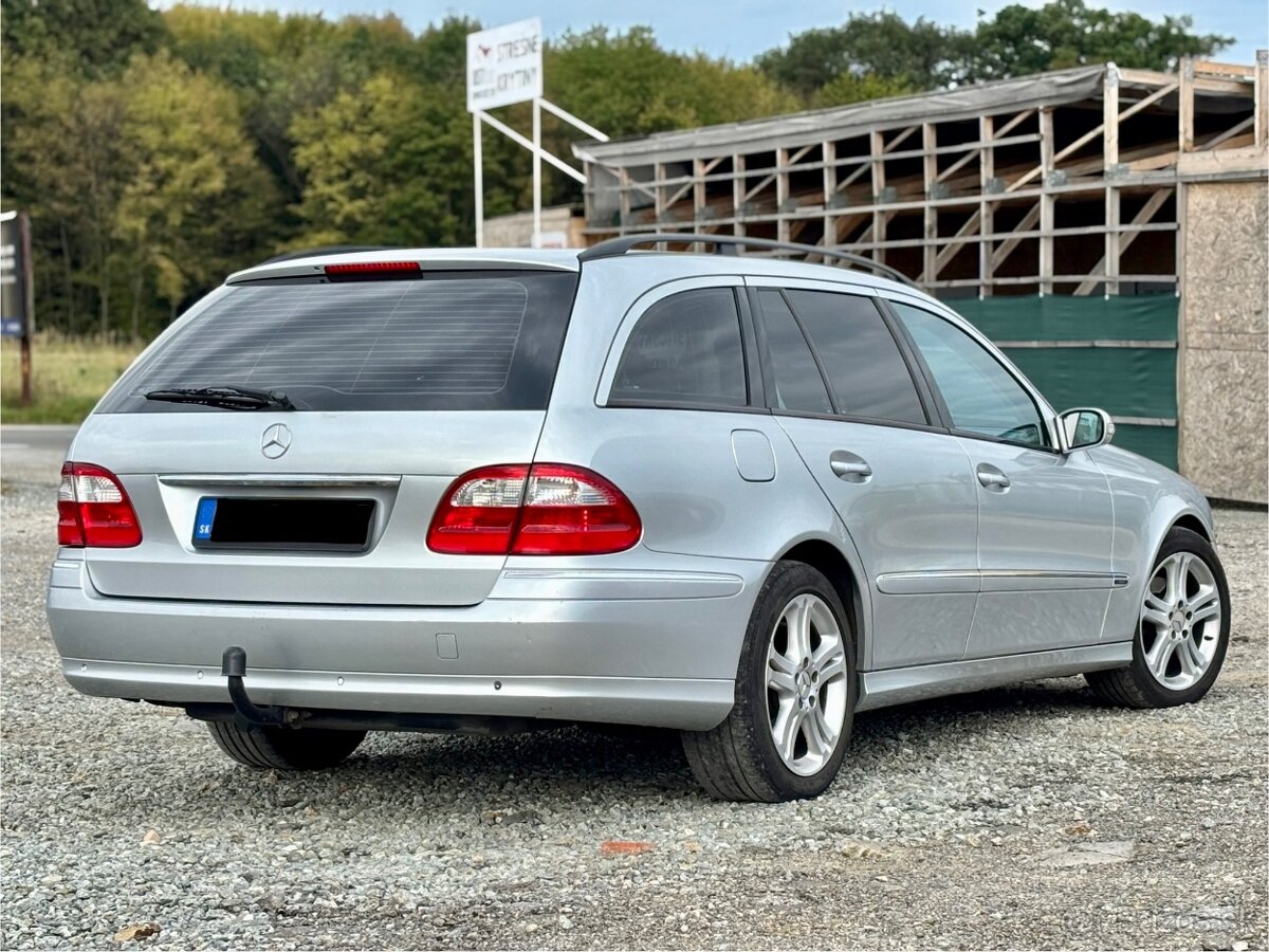 Mercedes-Benz E trieda Kombi 220 CDI Avantgarde A/T - 4