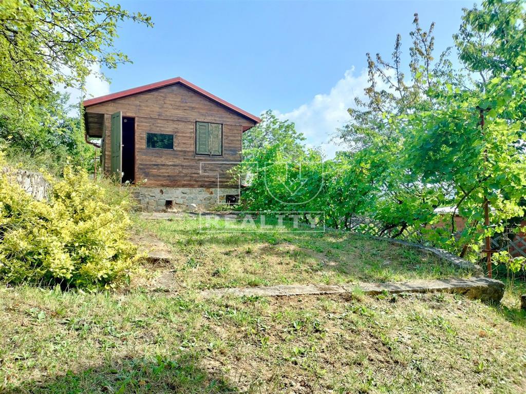 Záhradka s chatkou Návojovce - 4