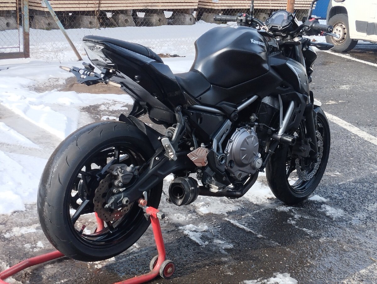 Kawasaki Z 650 2018 - 4