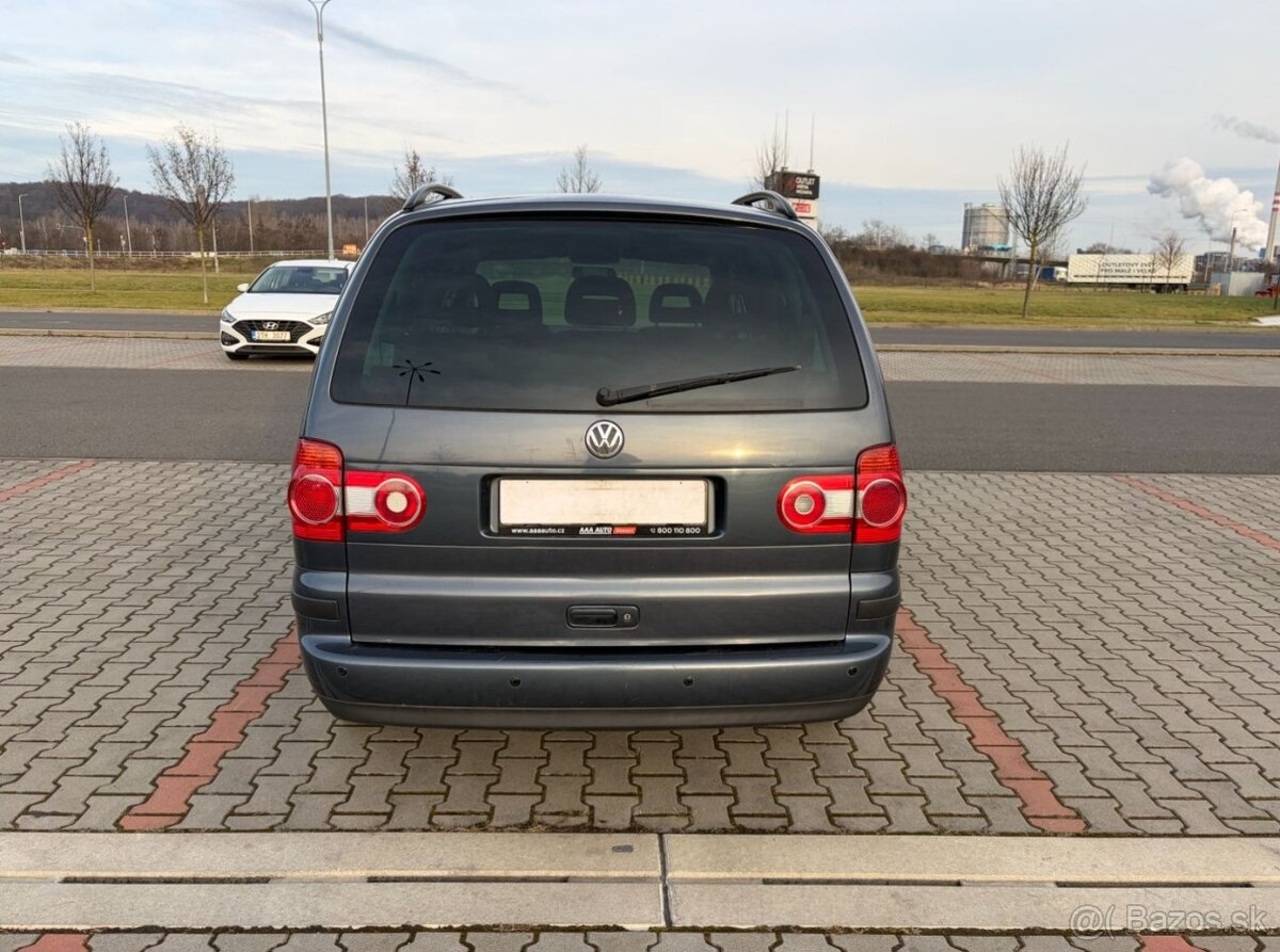 Volkswagen Sharan 1.9 TDi 7 míst - 4