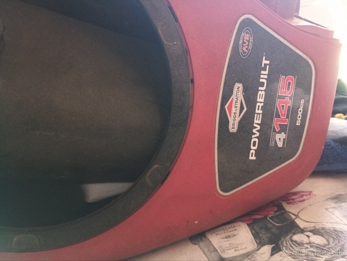 BRIGGS & STRATTON - 4