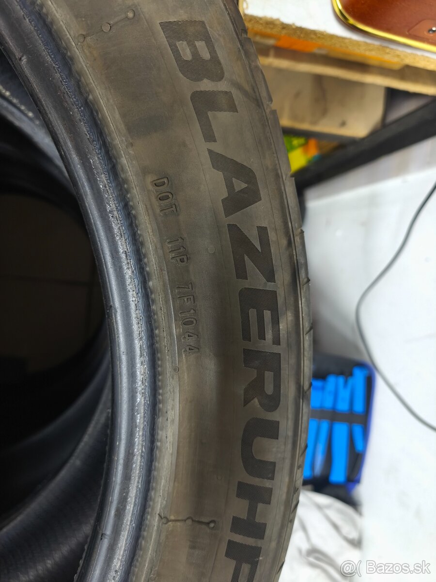 Compasal brazer 295/40r22 - 4
