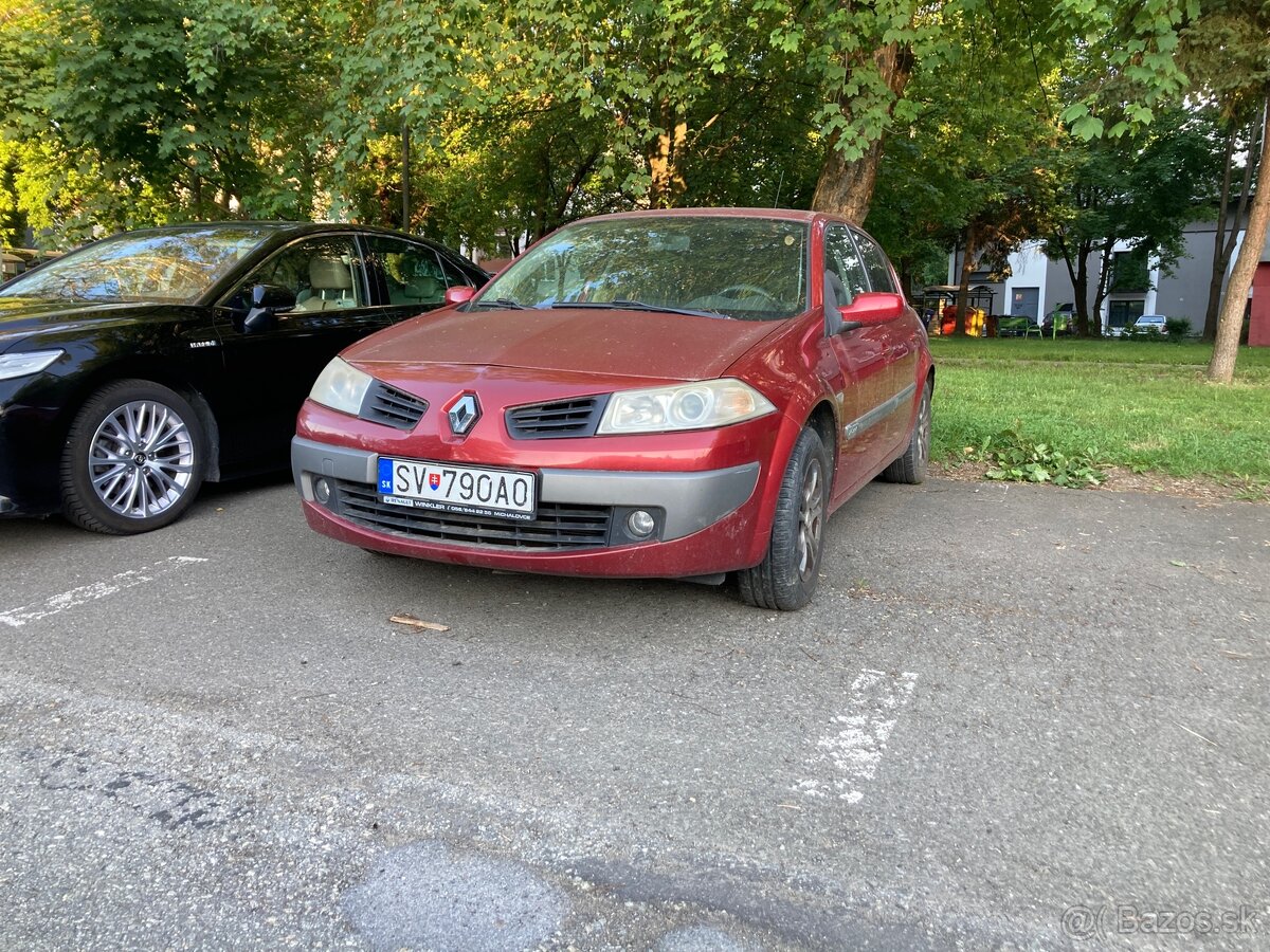 Renault Megane sedan 1.6 - 4