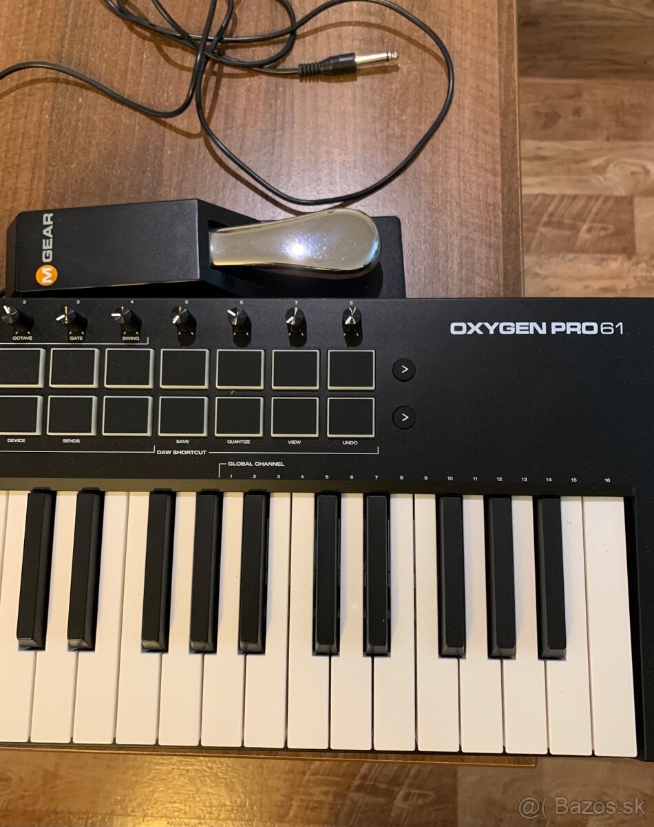 Predám MIDI keyboard s pedálom - 4