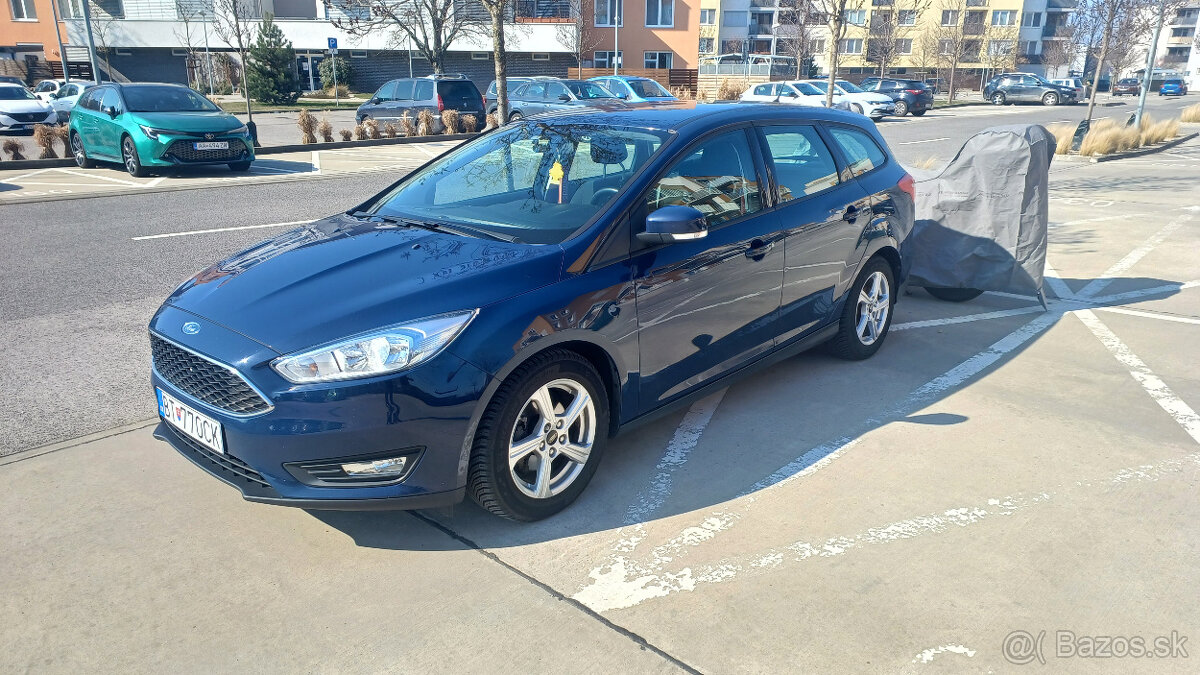 Ford Focus 1.6 benzín - 4