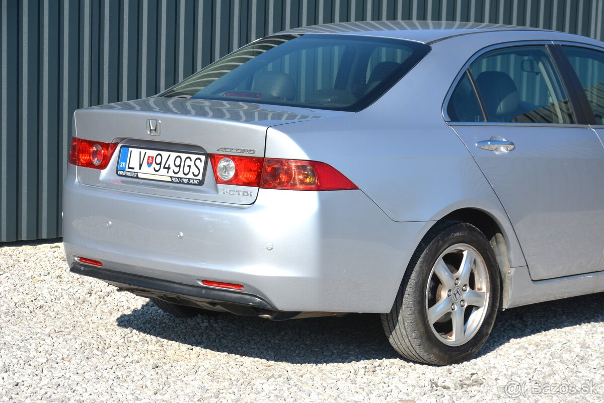 Honda Accord 2.20 - 4