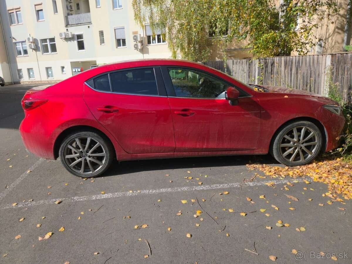 Mazda3 typ BM rok 2015 2.2 diesel sedan bordová - 4