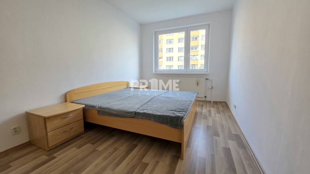 Pekný 3i byt,3 x NEPRIECHODNÁ IZBA, LOGGIA,Turnianska ulica, - 4